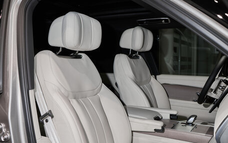 Land Rover Range Rover IV рестайлинг, 2025 год, 23 800 000 рублей, 8 фотография