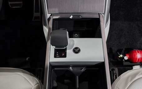 Land Rover Range Rover IV рестайлинг, 2025 год, 23 800 000 рублей, 20 фотография