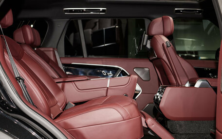 Land Rover Range Rover IV рестайлинг, 2025 год, 28 000 000 рублей, 11 фотография