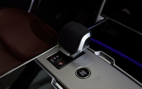 Land Rover Range Rover IV рестайлинг, 2025 год, 28 000 000 рублей, 17 фотография