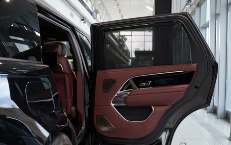 Land Rover Range Rover IV рестайлинг, 2025 год, 28 000 000 рублей, 20 фотография