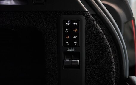 Land Rover Range Rover IV рестайлинг, 2025 год, 28 000 000 рублей, 25 фотография