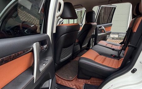 Toyota Land Cruiser 200, 2015 год, 5 200 000 рублей, 11 фотография