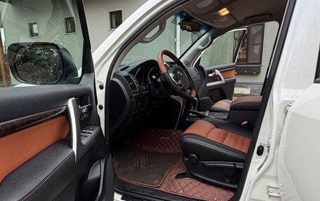 Toyota Land Cruiser 200, 2015 год, 5 200 000 рублей, 10 фотография