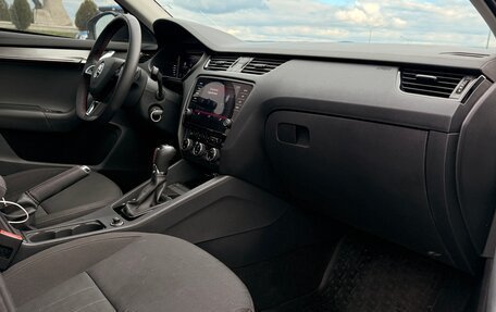 Skoda Octavia, 2018 год, 2 350 000 рублей, 10 фотография