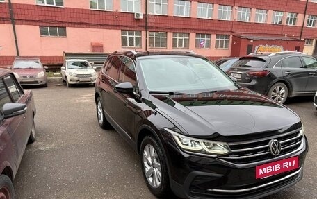 Volkswagen Tiguan II, 2021 год, 3 300 000 рублей, 5 фотография