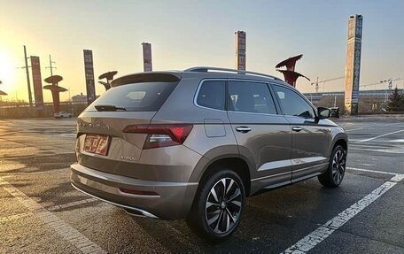 Skoda Karoq I, 2021 год, 1 369 111 рублей, 4 фотография