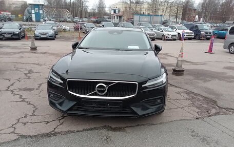 Volvo V60 II, 2020 год, 2 590 000 рублей, 1 фотография