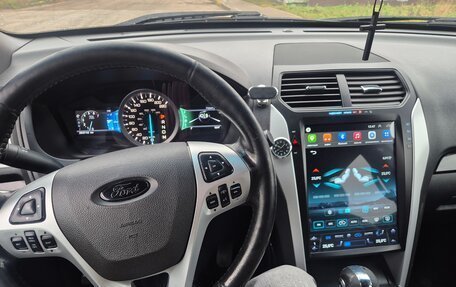 Ford Explorer VI, 2012 год, 1 100 000 рублей, 6 фотография