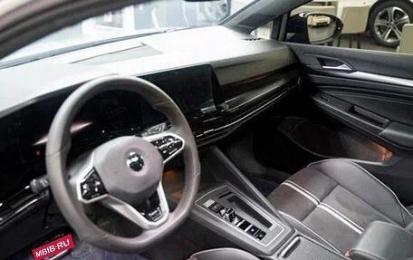 Volkswagen Golf VIII, 2022 год, 1 440 000 рублей, 8 фотография