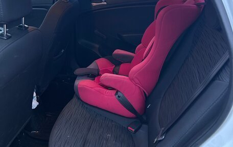 Hyundai Solaris II рестайлинг, 2015 год, 800 000 рублей, 11 фотография