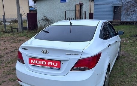 Hyundai Solaris II рестайлинг, 2015 год, 800 000 рублей, 6 фотография