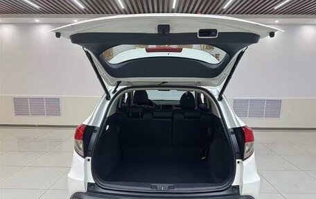 Honda Vezel, 2022 год, 1 722 000 рублей, 7 фотография