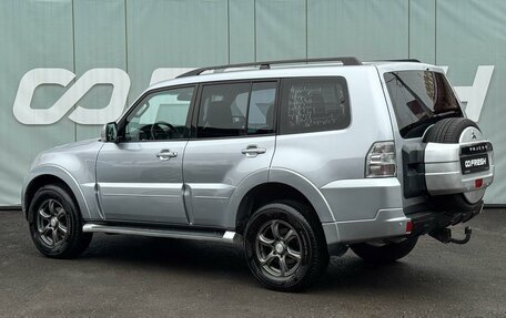 Mitsubishi Pajero IV, 2011 год, 1 850 000 рублей, 2 фотография
