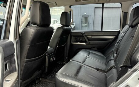 Mitsubishi Pajero IV, 2011 год, 1 850 000 рублей, 11 фотография