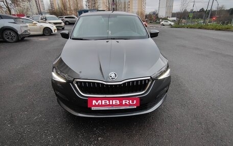 Skoda Rapid II, 2021 год, 1 700 000 рублей, 2 фотография