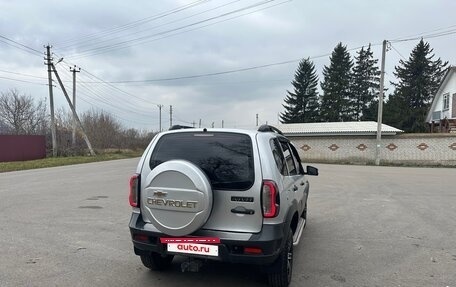 Chevrolet Niva I рестайлинг, 2012 год, 650 000 рублей, 8 фотография