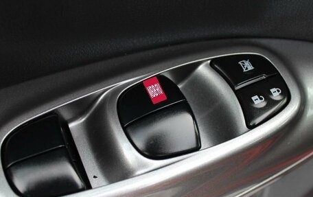 Nissan Juke II, 2011 год, 999 000 рублей, 12 фотография