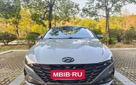 Hyundai Elantra, 2022 год, 1 180 000 рублей, 2 фотография