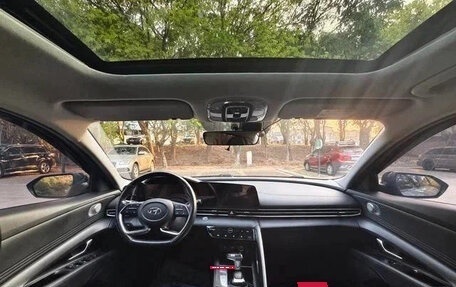 Hyundai Elantra, 2022 год, 1 180 000 рублей, 9 фотография