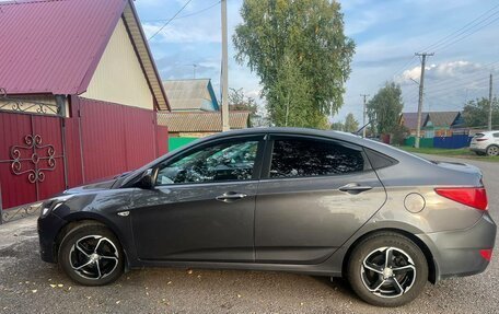 Hyundai Solaris II рестайлинг, 2016 год, 1 050 000 рублей, 5 фотография