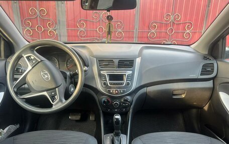 Hyundai Solaris II рестайлинг, 2016 год, 1 050 000 рублей, 6 фотография