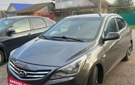 Hyundai Solaris II рестайлинг, 2016 год, 1 050 000 рублей, 2 фотография