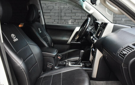 Toyota Land Cruiser Prado 150 рестайлинг 2, 2010 год, 2 500 000 рублей, 11 фотография