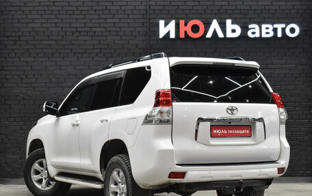 Toyota Land Cruiser Prado 150 рестайлинг 2, 2010 год, 2 500 000 рублей, 5 фотография