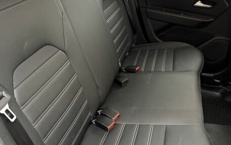 Renault Duster, 2022 год, 2 100 000 рублей, 22 фотография