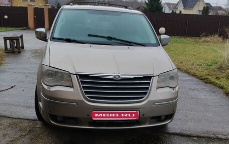 Chrysler Voyager IV, 2008 год, 999 000 рублей, 1 фотография
