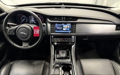 Jaguar XF II, 2016 год, 2 289 000 рублей, 5 фотография