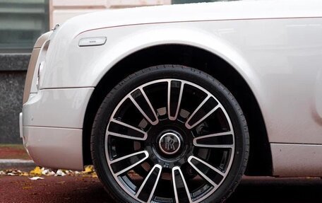 Rolls-Royce Phantom VII рестайлинг, 2008 год, 29 900 000 рублей, 4 фотография