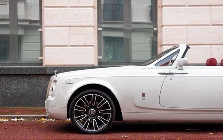 Rolls-Royce Phantom VII рестайлинг, 2008 год, 29 900 000 рублей, 2 фотография