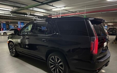 Cadillac Escalade V, 2022 год, 10 750 000 рублей, 5 фотография