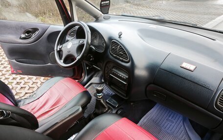 Volkswagen Sharan I рестайлинг, 1999 год, 190 000 рублей, 14 фотография