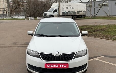 Skoda Rapid I, 2018 год, 990 000 рублей, 7 фотография