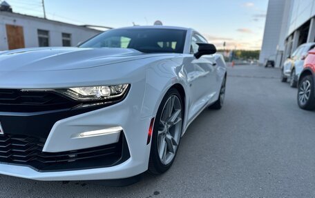 Chevrolet Camaro VI, 2022 год, 3 950 000 рублей, 3 фотография