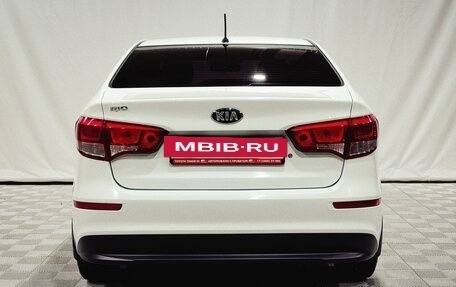 KIA Rio III рестайлинг, 2016 год, 890 000 рублей, 6 фотография