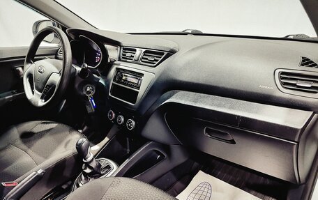 KIA Rio III рестайлинг, 2016 год, 890 000 рублей, 14 фотография