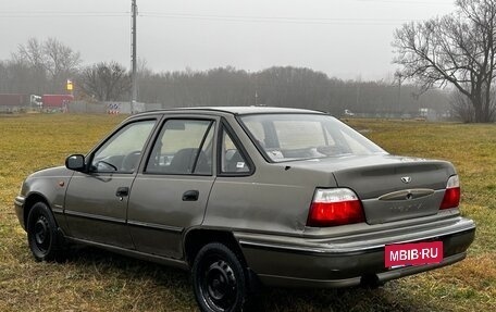 Daewoo Nexia I рестайлинг, 2003 год, 119 000 рублей, 5 фотография