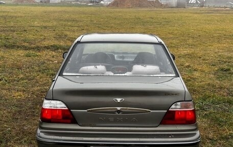 Daewoo Nexia I рестайлинг, 2003 год, 119 000 рублей, 4 фотография