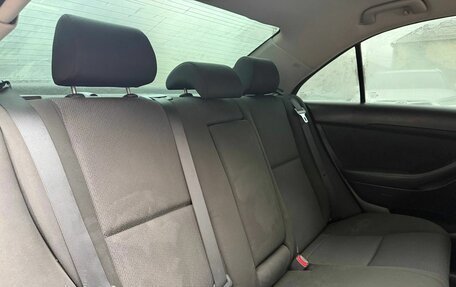 Toyota Avensis III рестайлинг, 2007 год, 700 000 рублей, 22 фотография