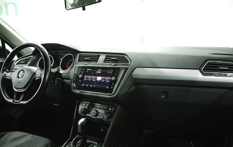 Volkswagen Tiguan II, 2019 год, 2 640 000 рублей, 6 фотография