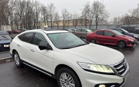 Honda Crosstour I рестайлинг, 2014 год, 1 800 000 рублей, 8 фотография