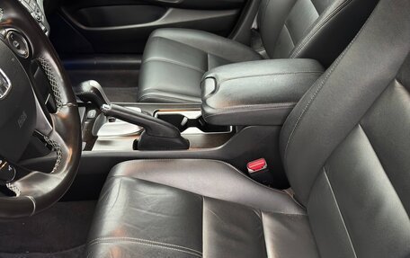 Honda Crosstour I рестайлинг, 2014 год, 1 800 000 рублей, 16 фотография