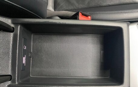 Audi A4, 2018 год, 2 400 000 рублей, 15 фотография