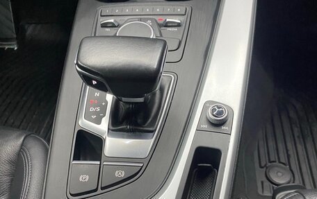 Audi A4, 2018 год, 2 400 000 рублей, 14 фотография