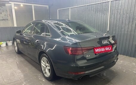 Audi A4, 2018 год, 2 400 000 рублей, 4 фотография