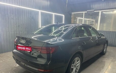 Audi A4, 2018 год, 2 400 000 рублей, 5 фотография